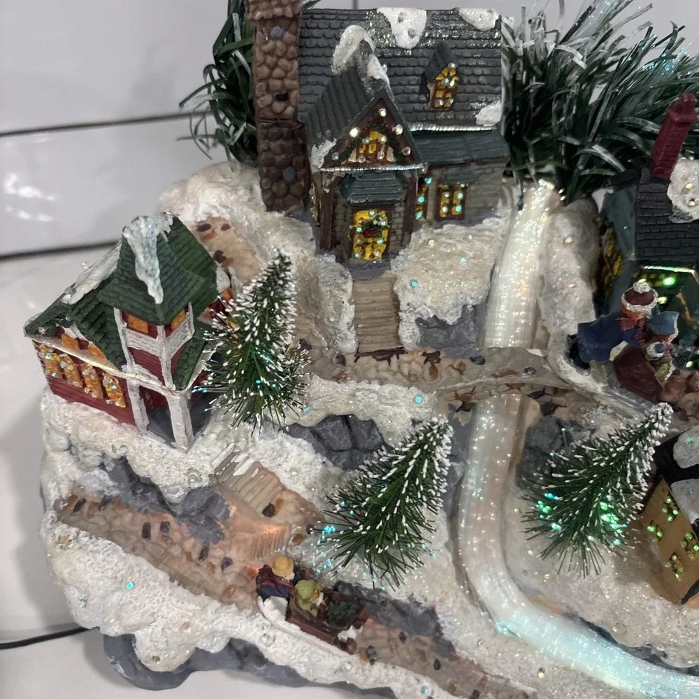 Beautiful vintage fiber optic Christmas village that light up the city-Avon 2003